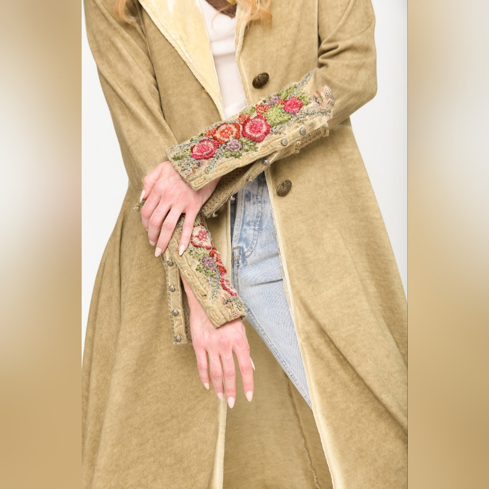 Aratta The Heart of Autumn Coat In Antique Bronze - Picture 10 of 12